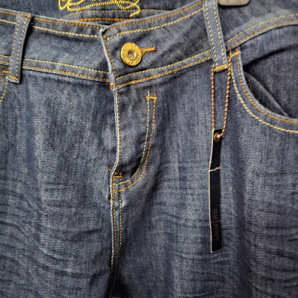 Dereon Dark Blue Boot Cut Jeans with Gold Details Low Rise - Picture 2 of 5